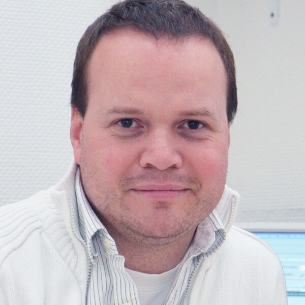 Dr. Florian Mayer,